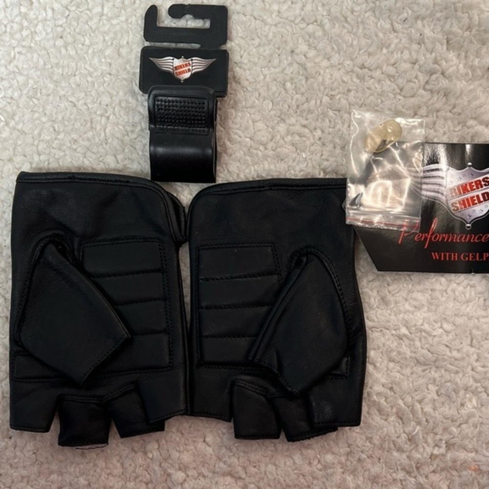 Biker's Shield Performance Leather Fingerless Gloves Women's Size: Large
